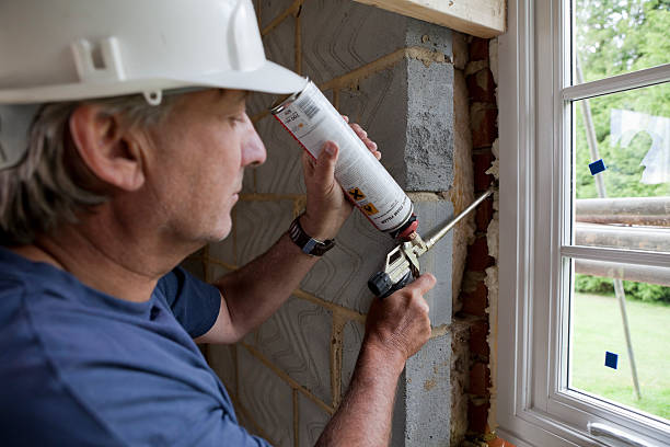 Best Insulation Contractor Near Me  in Huntingdon, TN